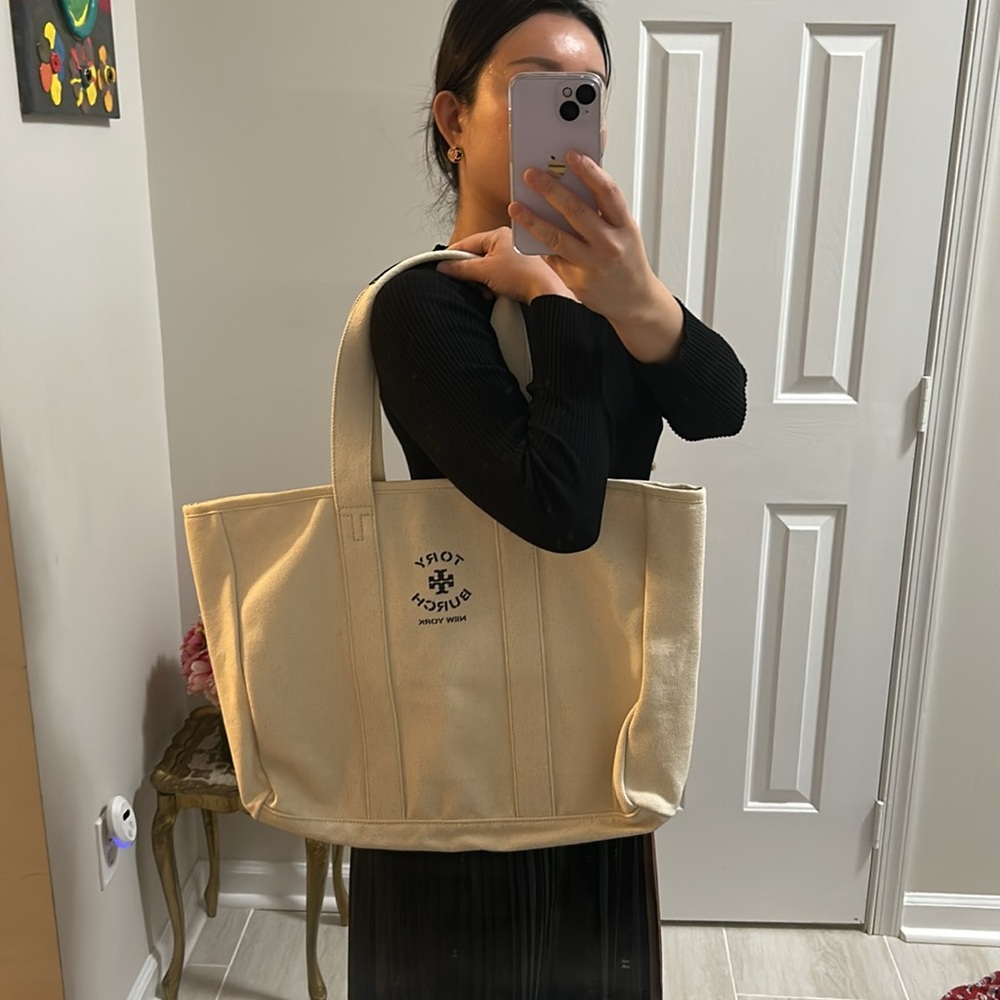 Tory Burch large canvas tote bag. Ivory